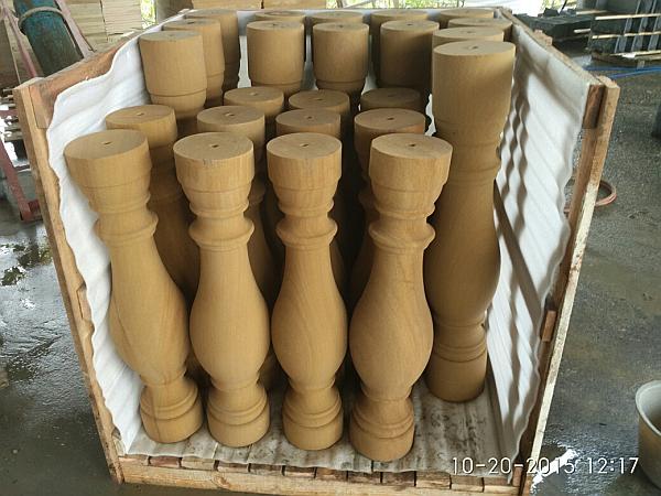 黄金砂岩花瓶拄