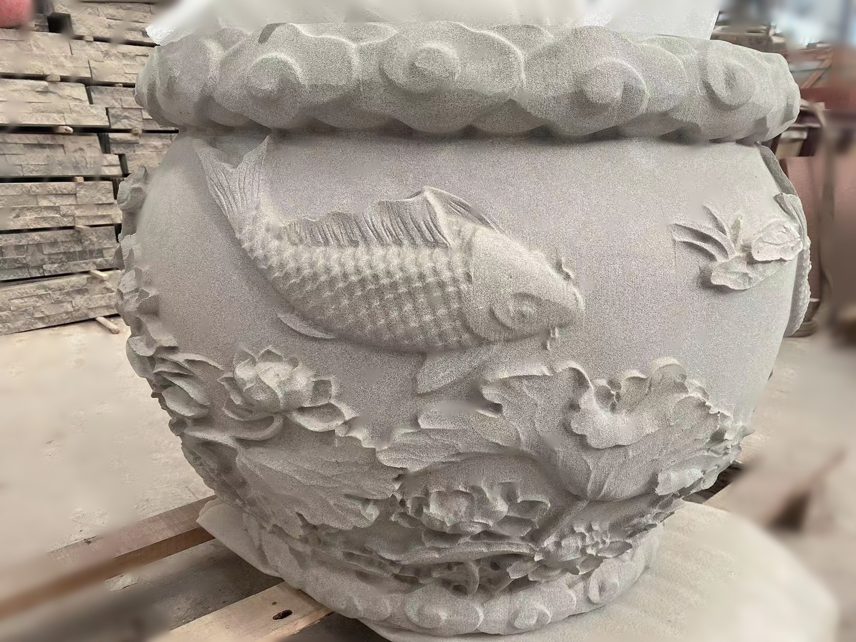 汇丰石业砂岩风水鱼缸图片